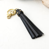 Black Tassel Key chain/nat.brass hardware