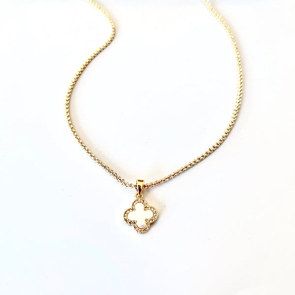 Gold filled chain with Mother of Pearl and Cubic Zirconia Clover pendant_closer look