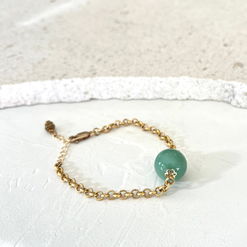 Top grade single jade with gold chain bracelet_alternate view